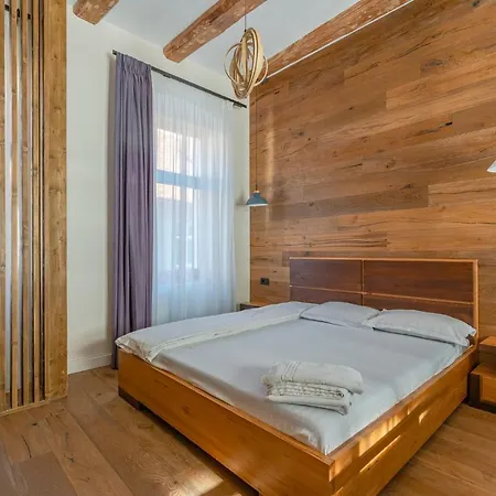Apartment Premium Postavarului