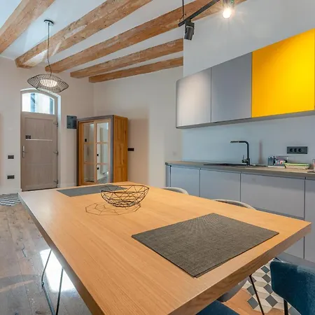 Apartment Premium Postavarului *