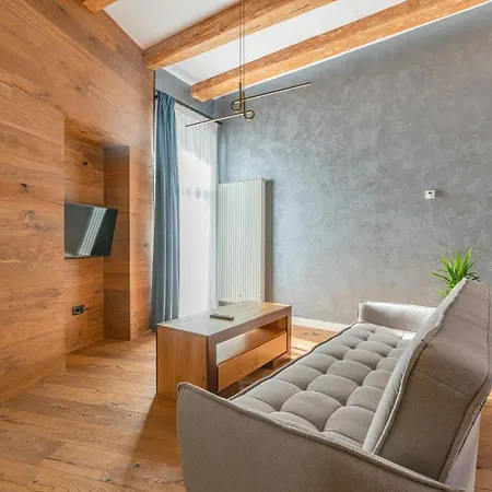 Apartment Premium Postavarului
